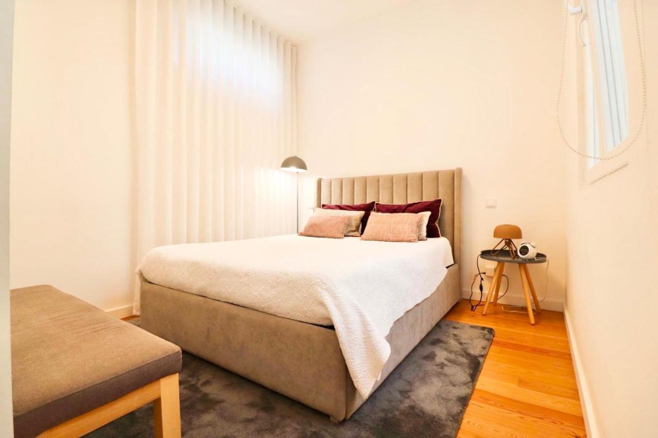 Biscainhos Flat By The Arch - Charming Apartments In The Historic Center Braga Luaran gambar